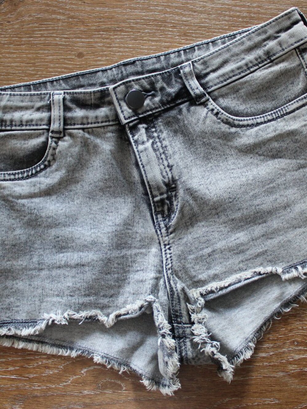 Divided Grey Wash Mini Denim Shorts